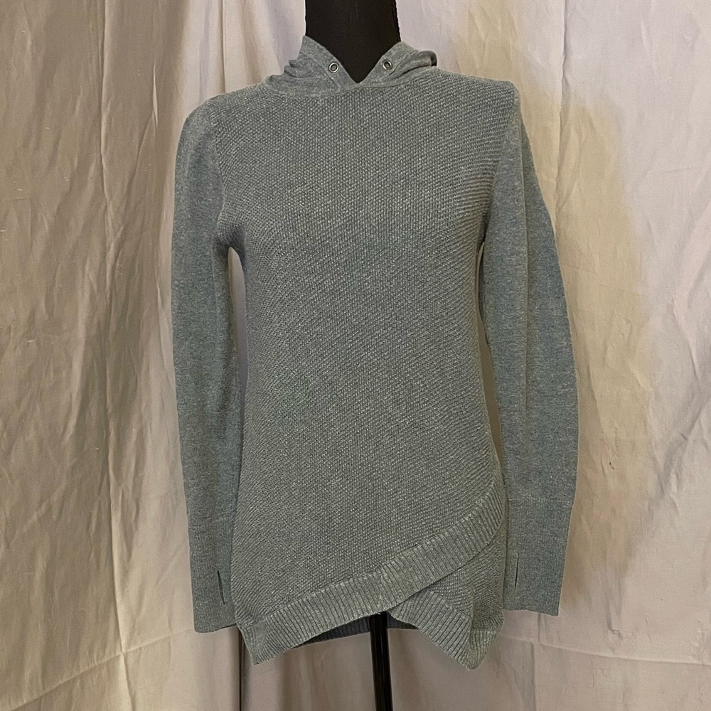 Dakini Women's Grayish Green Hooded Cotton Blend Sweater